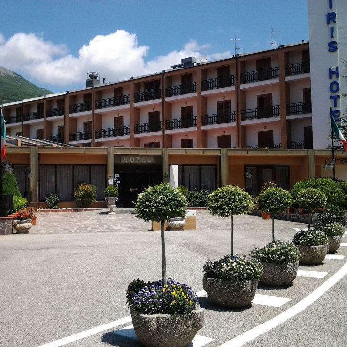 Hotel Kiris