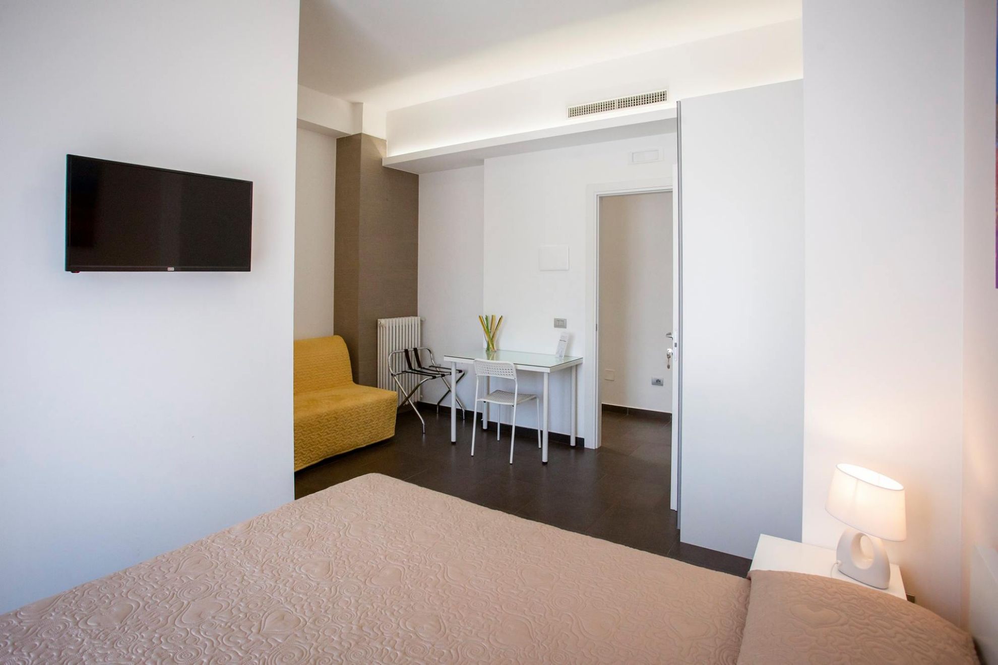 Rosella's Rooms