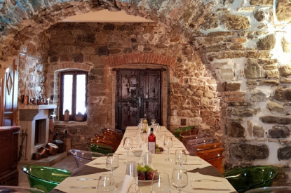 Visualizza i dettagli per Aperitivo in cantina Immagine di Aperitivo in cantina