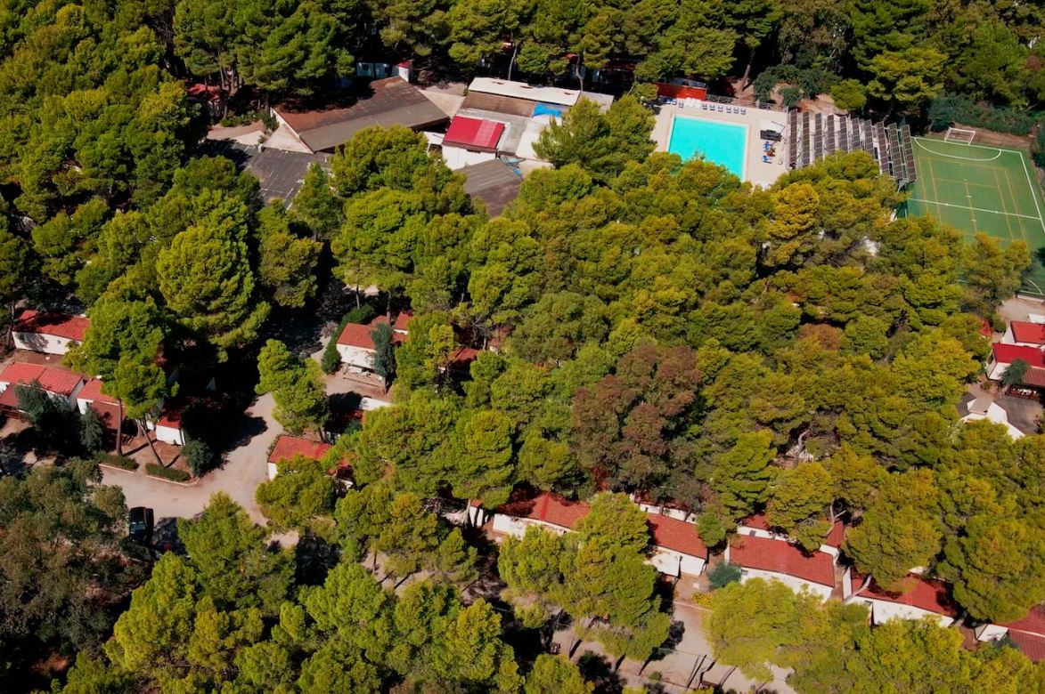 Castroboleto Village